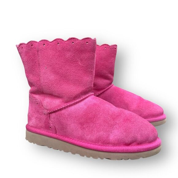 UGG Classic Fame Diva Scalloped Shearling Pink Suede Winter Boots Size 4 Eu 34 - Picture 1 of 16